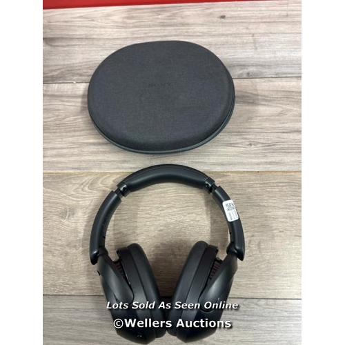 8147 - SONY WIRELESS STEREO HEADPHONES WH-XB910N / POWER UP, CONNECT TO BT, PLAY MUSIC, SIGNS OF USE