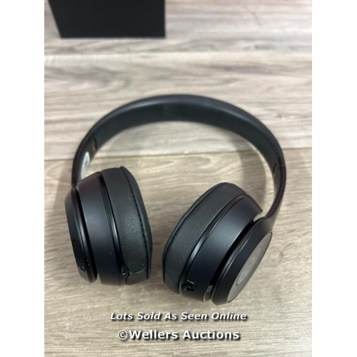 8148 - APPLE BEATS SOLO 3 MX432ZM/A / NO POWER, MINIMAL SIGNS OF USE