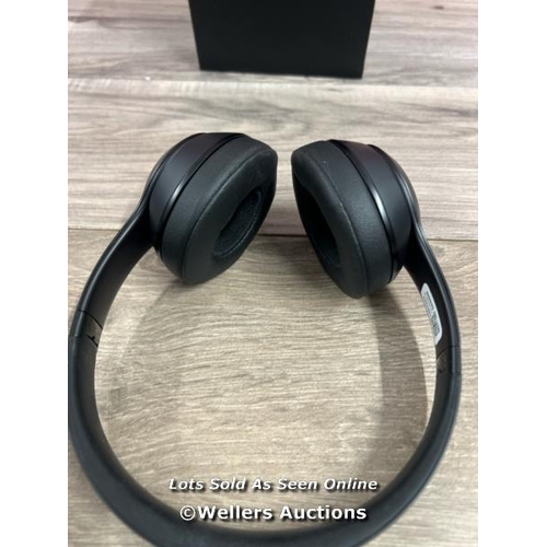 8148 - APPLE BEATS SOLO 3 MX432ZM/A / NO POWER, MINIMAL SIGNS OF USE