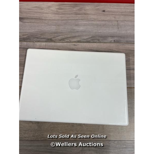 8200 - APPLE MACBOOK / A1181 / MB881LL/A / INTEL CORE DUO P7350 / 2GB / 128GB / MAC OS / NVIDIA GEFORCE 940... 