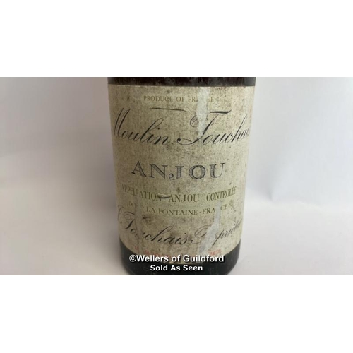 12 - 1959 Moulin Touchais Anjou L.Touchais Proprietaire, 73cl, 12% vol / Please see images for fill level... 