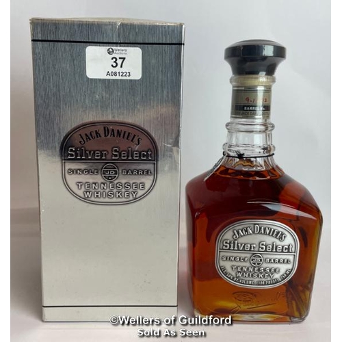 37 - Jack Daniels Silver Select Single Barrel Tennessee Whiskey, Release date: 11-03-99, Barrek no: 9-157... 