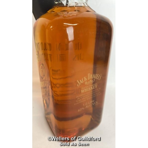 38 - 1895 Jack Daniels Replica Bottle, Old No.7 Brand, Old Time Tennessee Whiskey, 1L, 43% vol / Please s... 