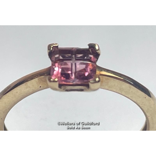 389 - Carved kunzite (untested) in hallmarked 9ct gold. Ring size O1/2, weight 1.88g. Hallmarks for Birmin... 