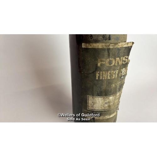 57 - 1973 Fonesca's Finest Crusting Port, 26 fl oz / Please see images for fill level and general conditi... 