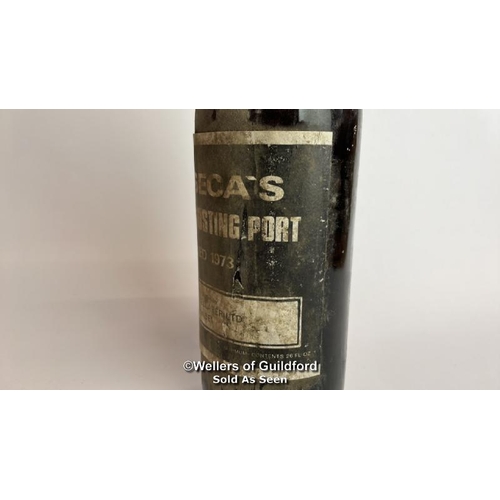 58 - 1973 Fonesca's Finest Crusting Port, 26 fl oz / Please see images for fill level and general conditi... 