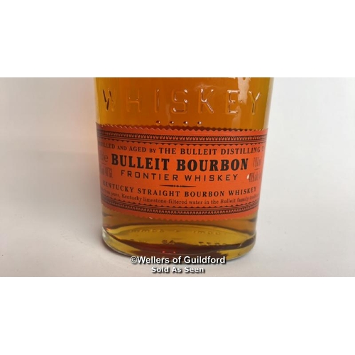 61 - Bulleit Bourbon, 70cl, 40% vol / Please see images for fill level and general condition. Please be a... 