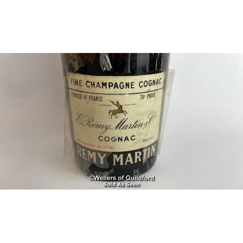 71 - Remy Martin V.S.O.P Cognac, 70 Proof, Vintage bottling, with original box and packaging / Please see... 