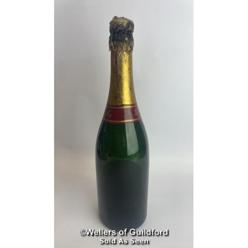 77 - Seven bottles of 1952 Krug & Co Reims Champagne Private Cuvee, Extra Sec, 3.042.212, With original p... 