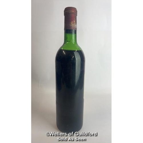 91 - Eight bottles of 1970 Chateau Beychevelle, Mis En Boutille Au Chateau, 75cl, In original wooden crat... 