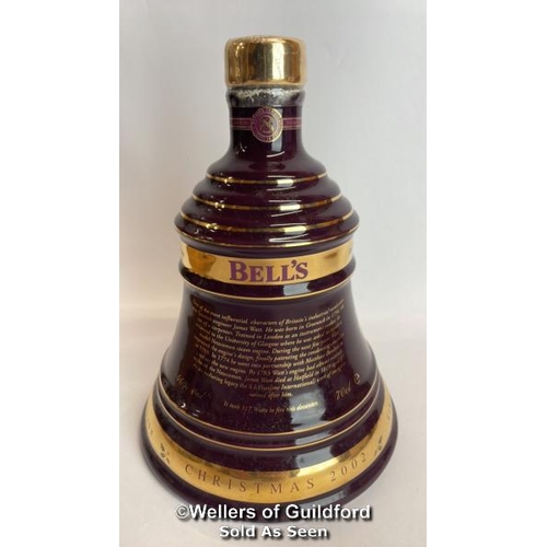 22 - Bell's 2002 Old Scotch Whisky Limited Edition Christmas Decanter, Aged 8 Years, Brand New and Boxed,... 