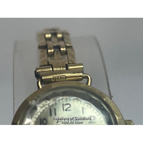 322 - 1960's gold cocktail watch by Avia, on flexible link bracelet hallmarked Birmingham 1967. weight 11.... 