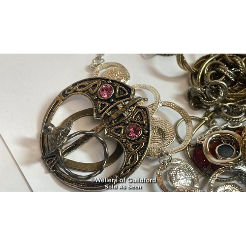 397 - Assorted costume jewellery including brooches, necklaces, bangles and cufflinks