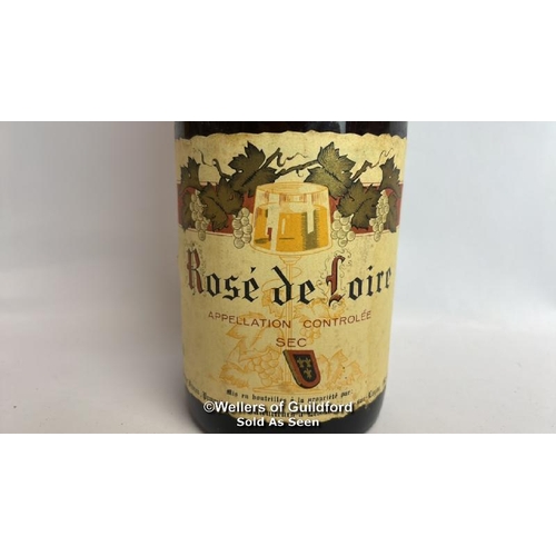 43 - 1974 Rose De Loire, 73cl, No vol indicated / Please see images for fill level and general condition.... 