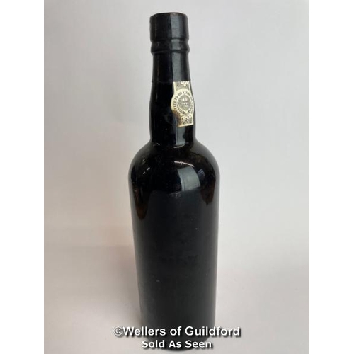 60 - Offley Boa Vista 1970 vintage port, Minor damage to cork / Please see images for fill level and gene... 