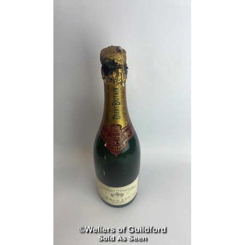 77 - Seven bottles of 1952 Krug & Co Reims Champagne Private Cuvee, Extra Sec, 3.042.212, With original p... 