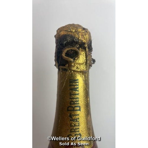 77 - Seven bottles of 1952 Krug & Co Reims Champagne Private Cuvee, Extra Sec, 3.042.212, With original p... 