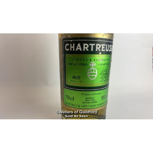 81 - Chartreuse Liquer, 70cl, 55% vol / Please see images for fill level and general condition. Please be... 