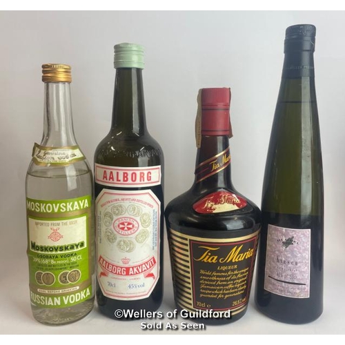 82 - Nine bottles of assorted alcohol and liqueur inc. Tia Maria, Vieux Special, Aalborg Akvavit, Moskovs... 