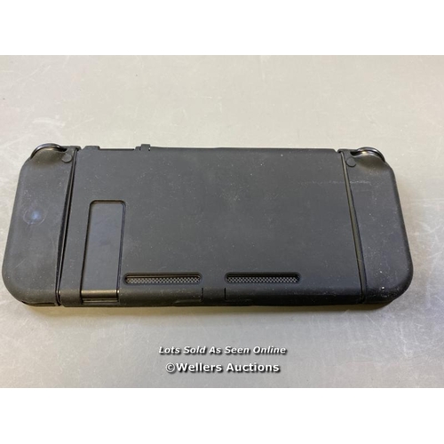 9524 - NINTENDO SWITCH MODEL HAC-001 / SN: XAJ70046821006 / RESTORED TO FACTORY DEFAULTS - INCL. PROTECTOR ... 