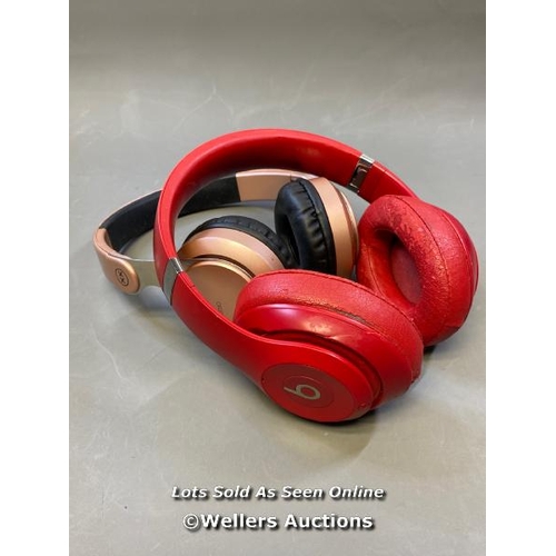 9537 - X2 HEADPHONES INCL. APPLE BEATS STUDIO3 MODEL A1914