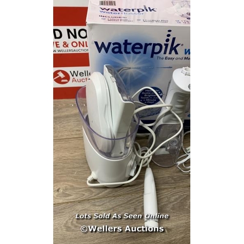 2016 - WATERPIK WATER FLOSSER / POWERS UP / MINIMAL SIGNS OF USE / D18