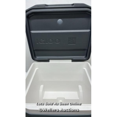 2055 - IGLOO MAX COLD 58 LITRE COOL BOX / SIGNS OF USE / P5