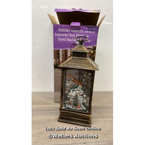 2060 - 13 INCH (35CM) CHRISTMAS SCENE LANTERN WITH LED LIGHTS / UNTESTED, MINIMAL SIGNS OF USE / D13