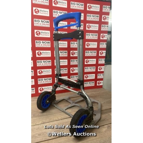 2100 - TOOLMASTER HAND TRUCK / SIGNS OF USE / P5