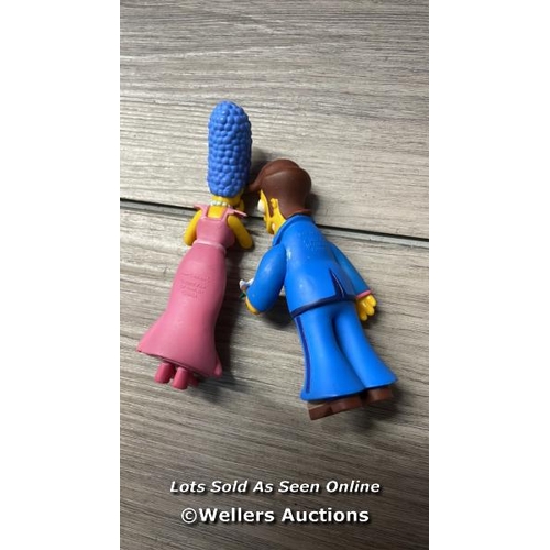 3044 - RESIN SIMPSONS FIGURES - PROM NIGHT HOMER & MARGE - THE WAY WE WAS (P978) / H2