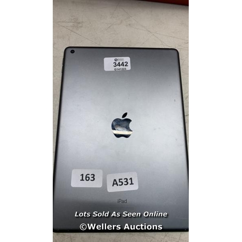 3442 - APPLE IPAD 10.2'' (2020) 8TH GEN / A2270 / 128GB / SERIAL: F9FF3A2Q1GG - POWER BUTTON STUCK / I-CLOU... 