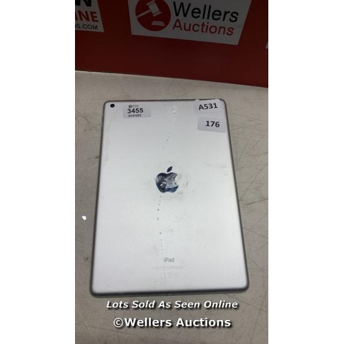 3455 - APPLE IPAD 10.2'' 9TH GEN (2021) / A2602 / 64GB / SERIAL: C06JDQMD2H / I-CLOUD (ACTIVATION) LOCKED/ ... 