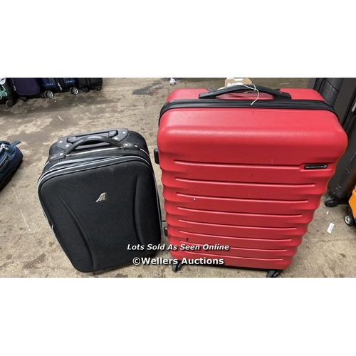 3471 - X2 PRE-OWNED LUGGAGES INCL. FEATHERSTONE