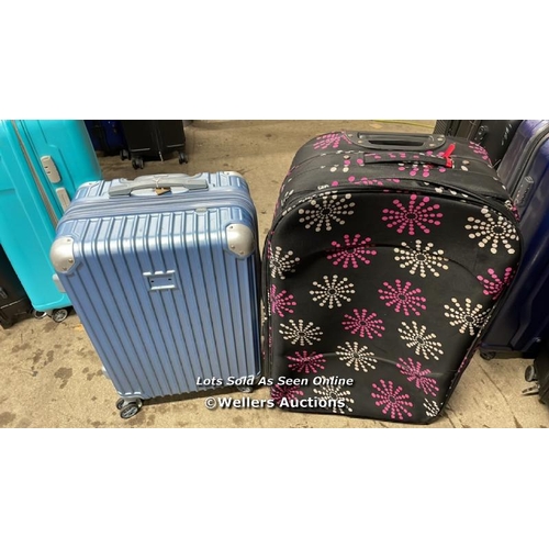 3476 - X2 PRE-OWNED LUGGAGES