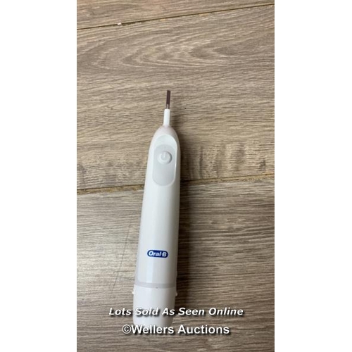 4409 - ORAL-B DB5 B'TOOTHBRUSH / APPEARS UNUSED / A3