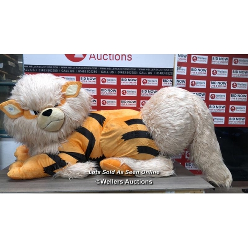 4516 - ARCANINE POKEMON PLUSH 59 INCHES AUTHENTIC POKEMON CENTRE LIMITED PLUSHIE JUMBO / NEW