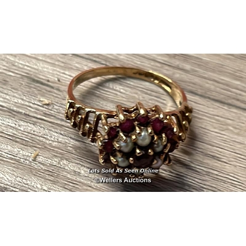 5037 - VINTAGE 9CT GOLD RUBY & SEED PEARL CLUSTER RING - BIRM. 1990 - 3.4G - SIZE O