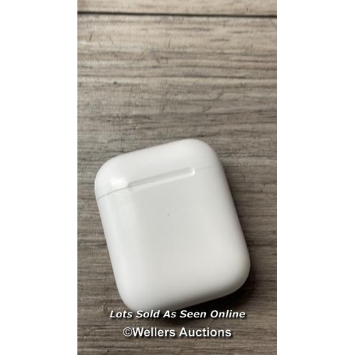 5144 - APPLE AIRPOD 2ND GENERATION CHARGING CASE ONLY A1602 - CUSTOMER RETURN/POWERS