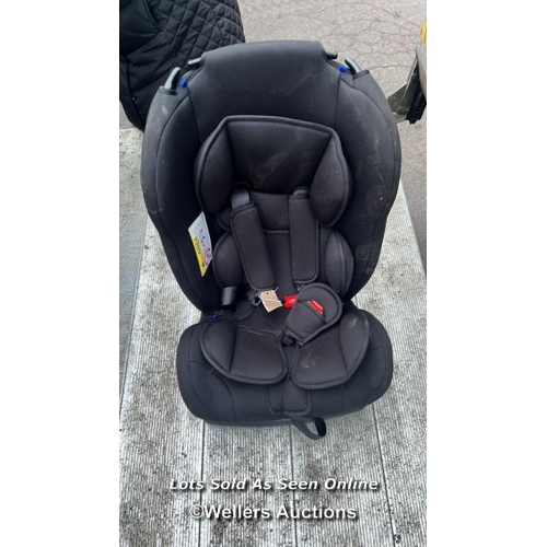 5537 - PRE-OWNED BABY CAR SEAT