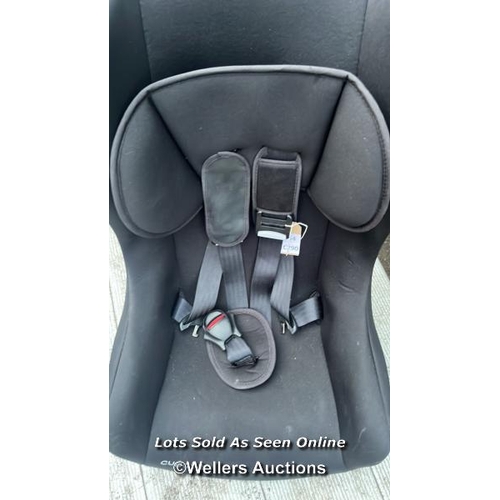 5538 - CUGGLO PRE-OWNED BABY CAR SEAT