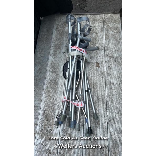 5549 - LOT OF X10 WALKING STICKS