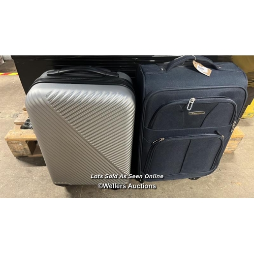 5560 - X2 PRE-OWNED CABIN CASE INCL. ALEXANDER