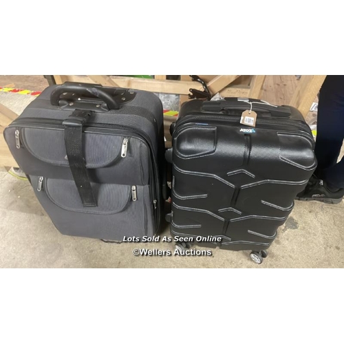 5564 - X2 PRE-OWNED CABIN CASE INCL. ATOZ