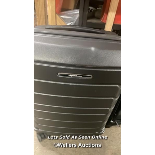 5567 - X2 PRE-OWNED CABIN CASE INCL. IT LUGGAGE