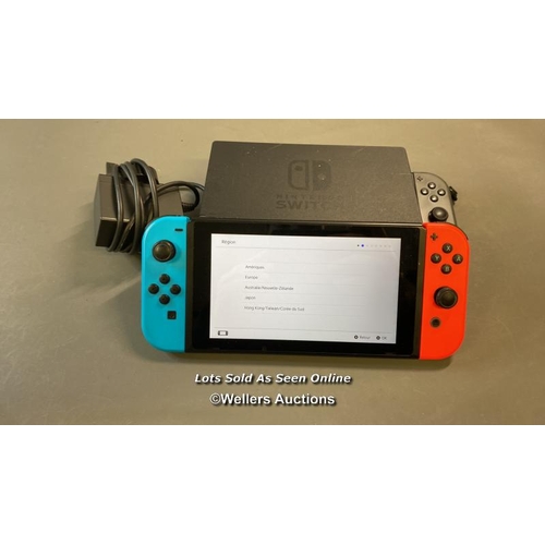 9578 - NINTENDO SWITCH MODEL HAC-001 / SN: XKJ70061895365 / RESTORED TO FACTORY DEFAULTS / INCL. NINTENDO D... 