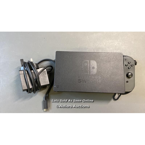 9578 - NINTENDO SWITCH MODEL HAC-001 / SN: XKJ70061895365 / RESTORED TO FACTORY DEFAULTS / INCL. NINTENDO D... 