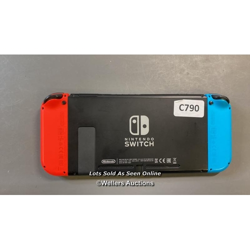 9578 - NINTENDO SWITCH MODEL HAC-001 / SN: XKJ70061895365 / RESTORED TO FACTORY DEFAULTS / INCL. NINTENDO D... 