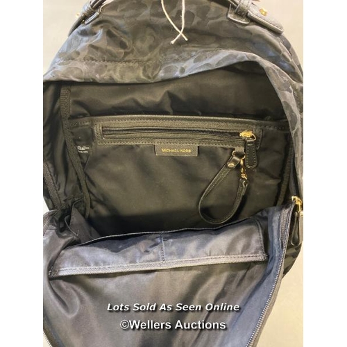 9599 - MICHAEL KORS BACKPACK