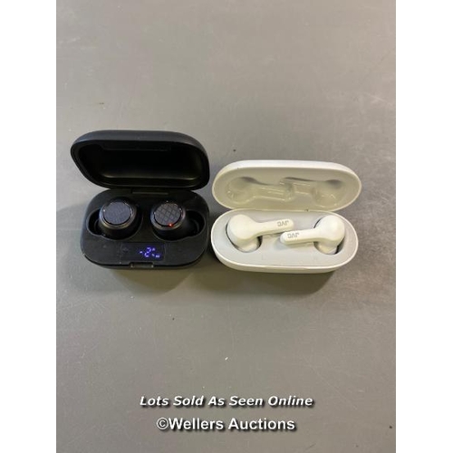 9647 - X2 EARBUDS INCL. JVC - BLUETOOTH CONNECTION NOT TESTED