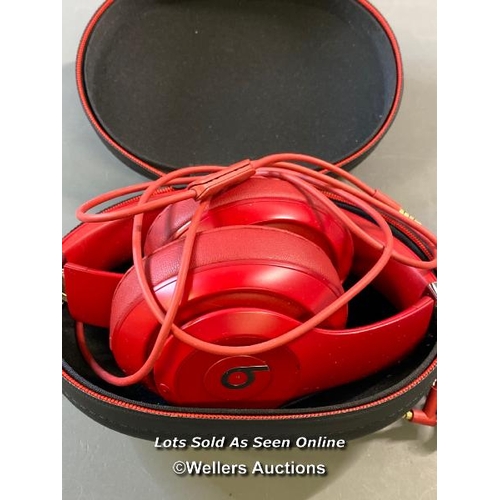 9683 - APPLE BEATS STUDIO3 INCL. CASE